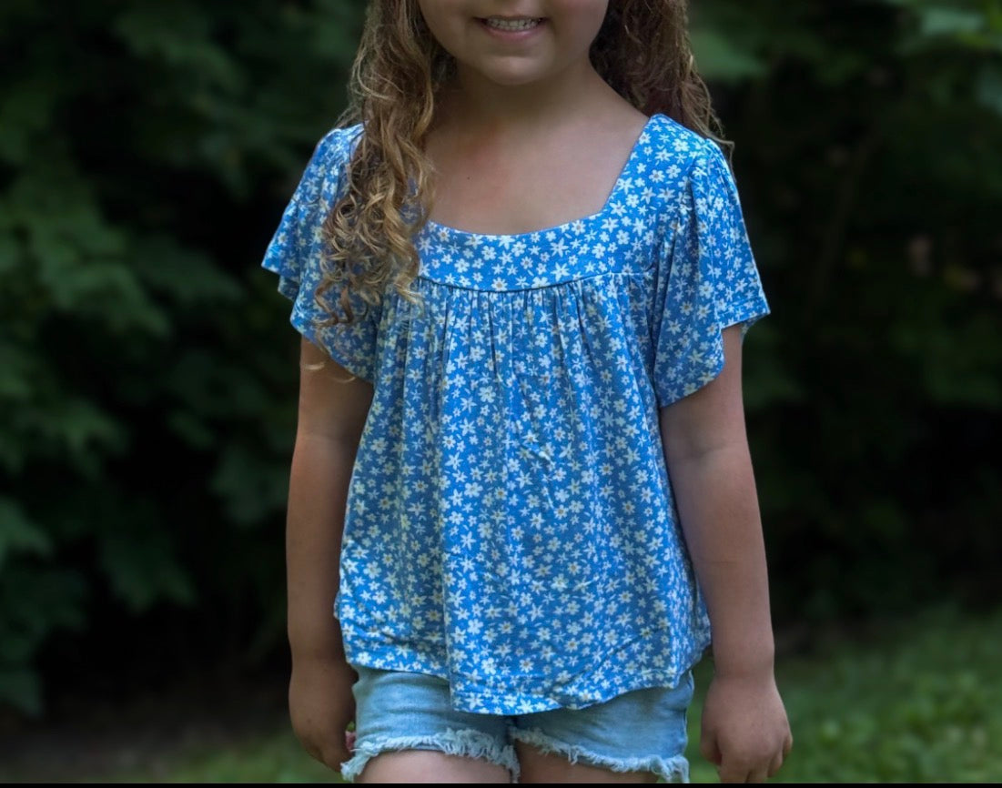 Daisy Skies Top