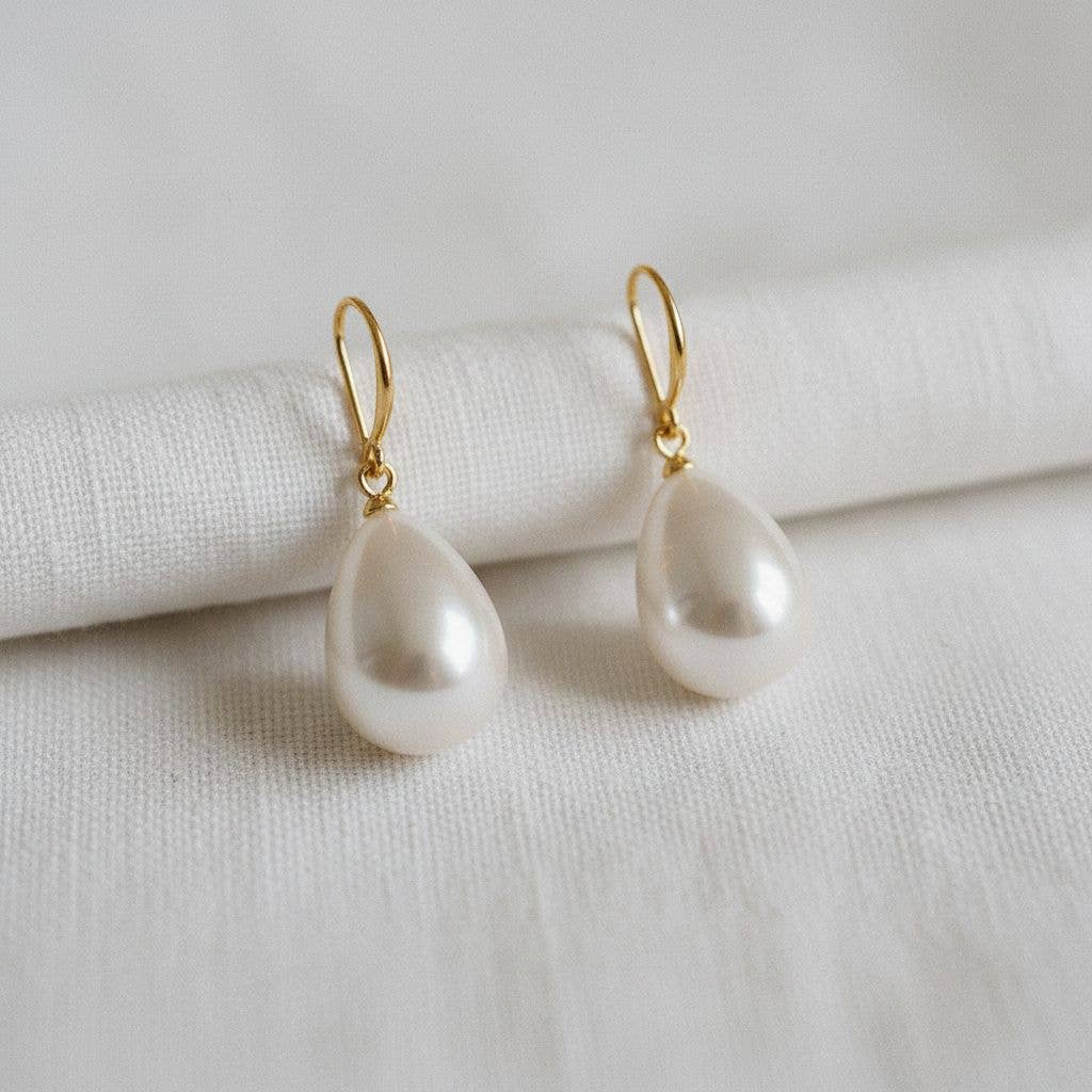 Sunday Pearl Earrings